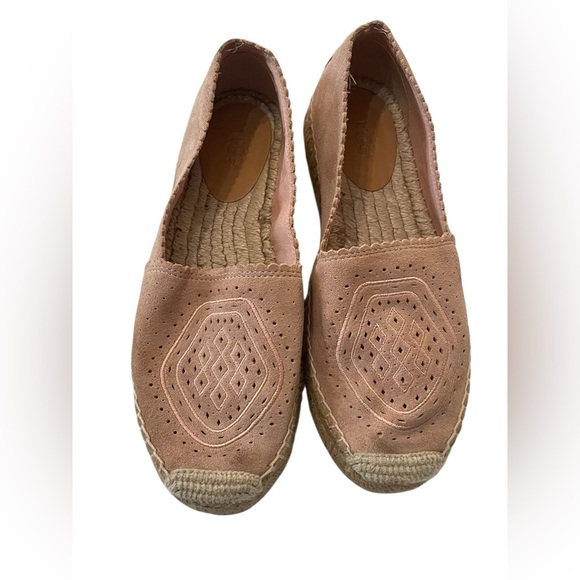 UGG Heidi Perforated Espadrille size 7.5 - Picture 2 of 11